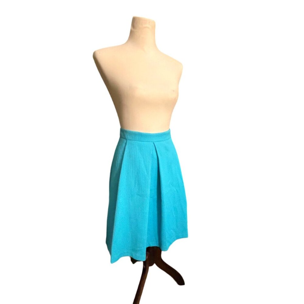 Textured blue skirt wsith exposed zipper 8